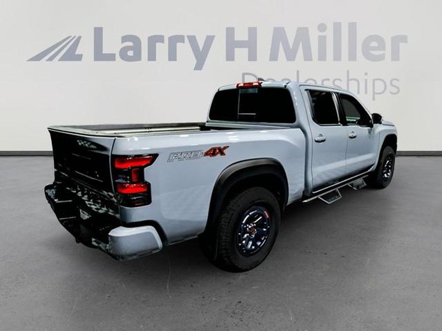 Photo of 2025 Boulder Gray Metallic Nissan Frontier