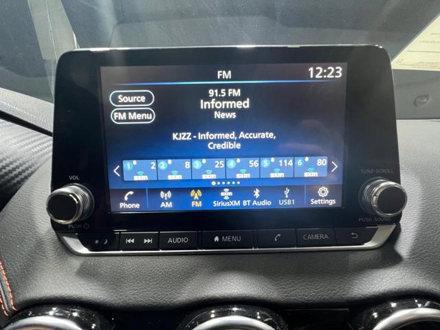 Photo of 2025 2t Gry Blk Roof Nissan Sentra