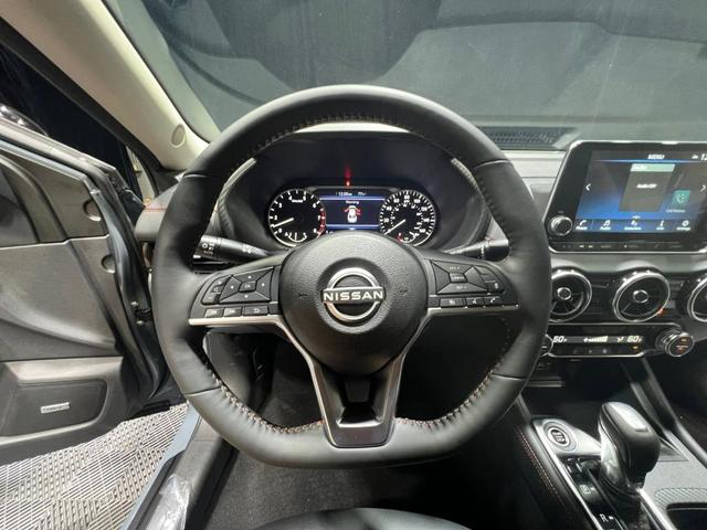 Photo of 2025 2t Gry Blk Roof Nissan Sentra