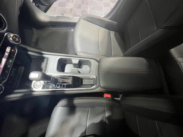 Photo of 2025 2t Gry Blk Roof Nissan Sentra
