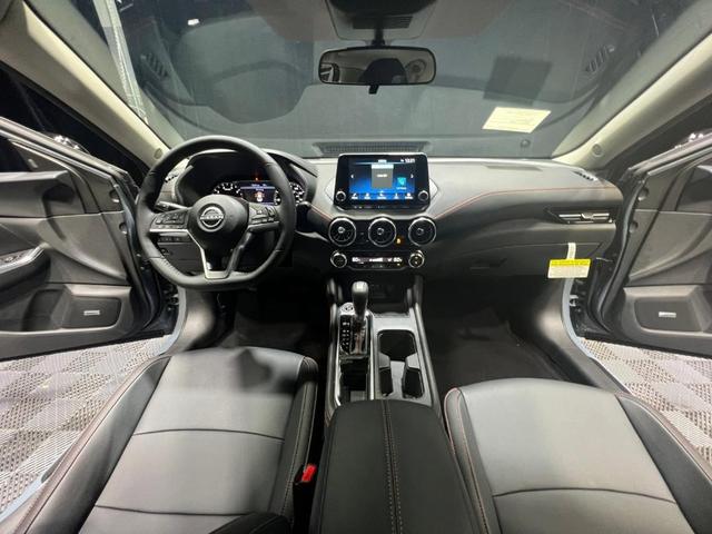 Photo of 2025 2t Gry Blk Roof Nissan Sentra