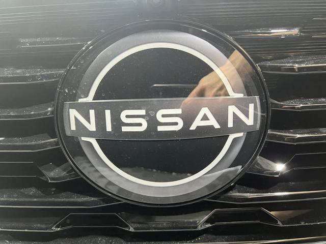 Photo of 2025 2t Gry Blk Roof Nissan Sentra
