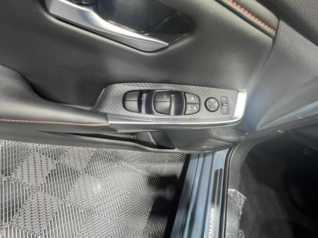 Photo of 2025 2t Gry Blk Roof Nissan Sentra