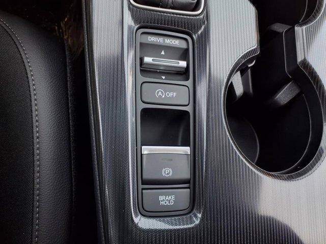 Photo of 2026 Platinum White Pearl Honda Civic