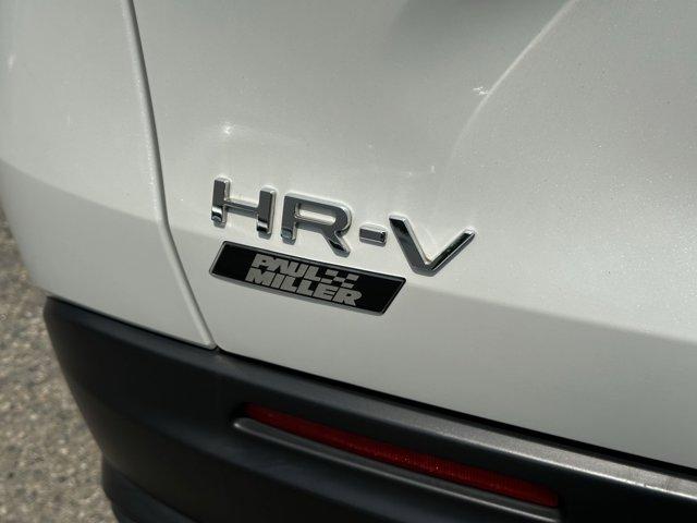 Photo of 2023 Platinum White Pearl Honda HR-V