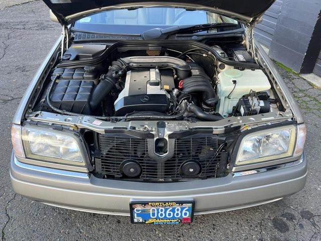 Photo of 1997 Smoke SIlver Mercedes-Benz C-Class