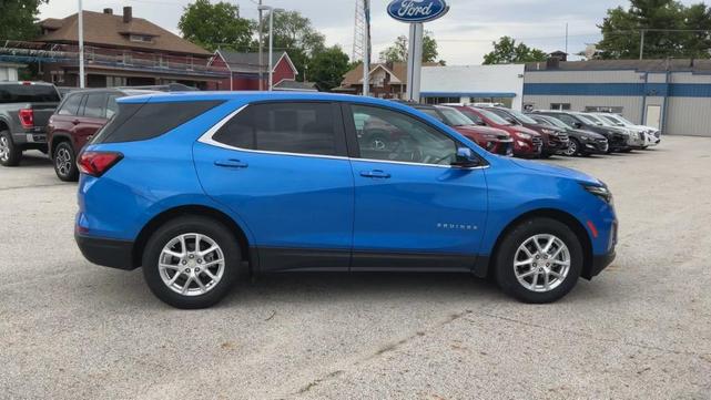 Photo of 2024 Blue Chevrolet Equinox