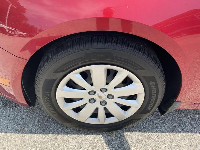 Photo of 2011 Red Chevrolet Cruze