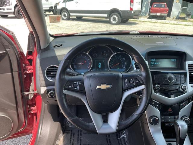 Photo of 2011 Red Chevrolet Cruze