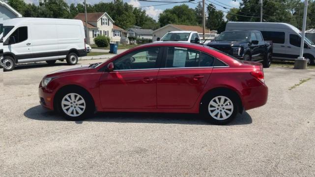 Photo of 2011 Red Chevrolet Cruze
