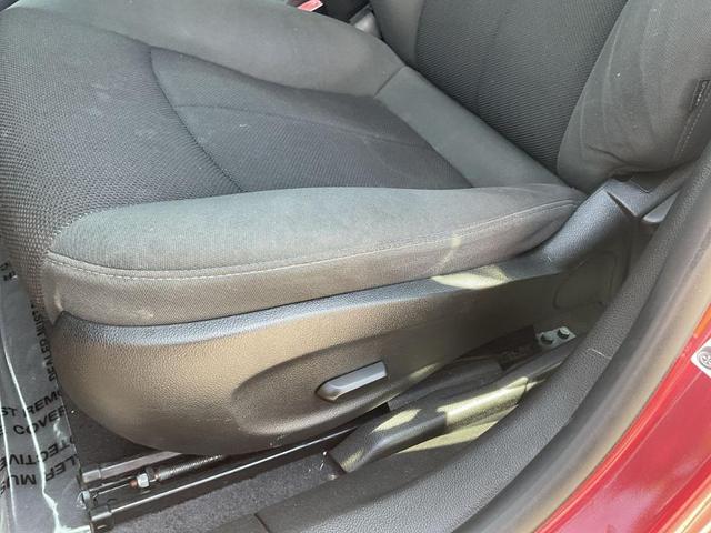 Photo of 2011 Red Chevrolet Cruze
