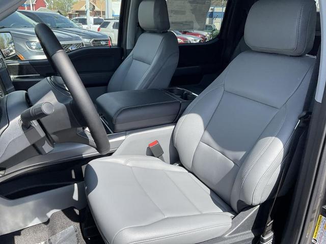 Photo of 2025 Gray Ford F-150 Lightning