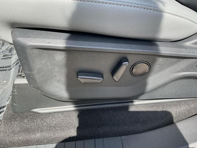Photo of 2025 Gray Ford F-150 Lightning