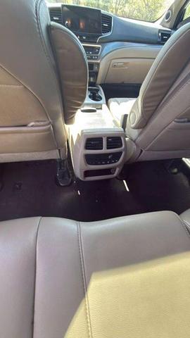 Photo of 2020 Platinum White Pearl Honda Pilot