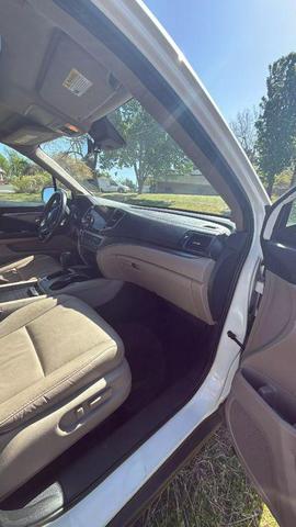 Photo of 2020 Platinum White Pearl Honda Pilot
