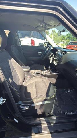 Photo of 2016 Shadow Black Kia Soul