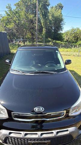 Photo of 2016 Shadow Black Kia Soul