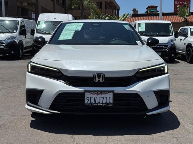 Photo of 2023 Platinum White Pearl Honda Civic