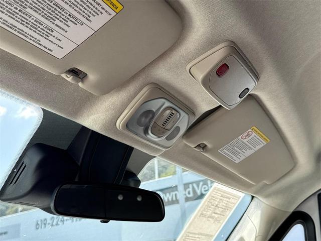 Photo of 2023 Bright White Clearcoat RAM ProMaster 2500