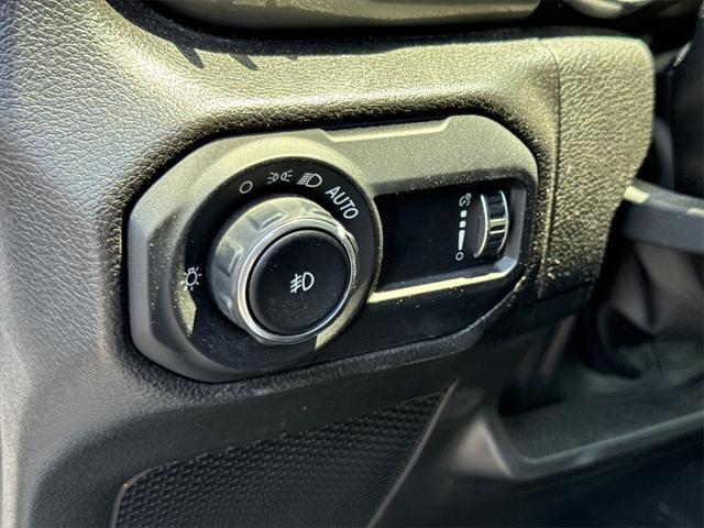 Photo of 2023 Bright White Clearcoat Jeep Wrangler