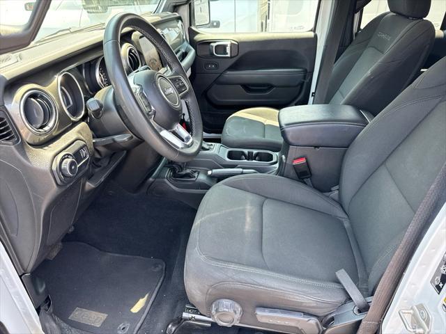 Photo of 2023 Bright White Clearcoat Jeep Wrangler