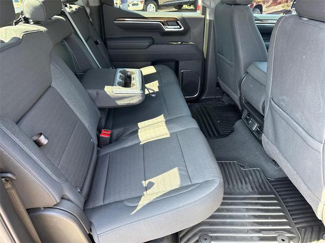Photo of 2025 Onyx Black GMC Sierra 1500
