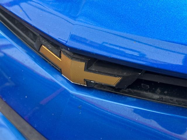 Photo of 2018 Hyper Blue Metallic Chevrolet Camaro