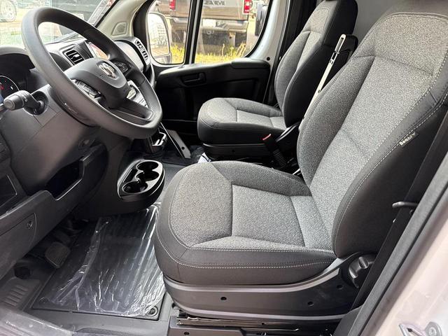 Photo of 2025 Bright White Clearcoat RAM ProMaster 2500