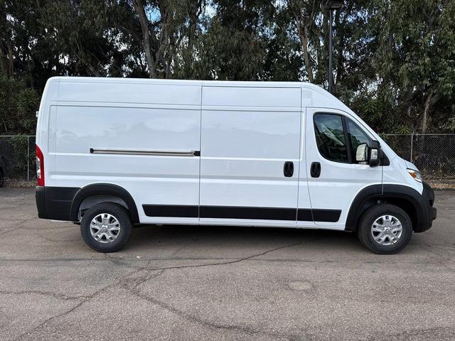 Photo of 2025 Bright White Clearcoat RAM ProMaster 2500