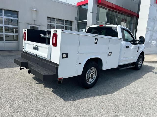 Photo of 2021 Oxford White Ford F-250