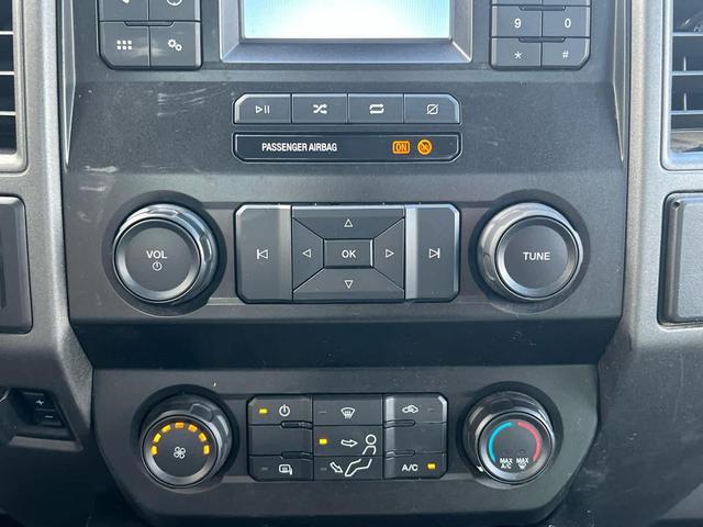 Photo of 2021 Oxford White Ford F-250
