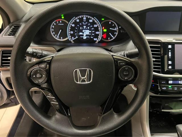 Photo of 2016 Crystal Black Pearl Honda Accord