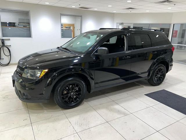 Photo of 2019 Pitch Black Clearcoat Dodge Journey