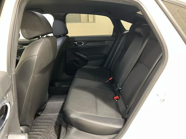 Photo of 2023 Platinum White Pearl Honda Civic