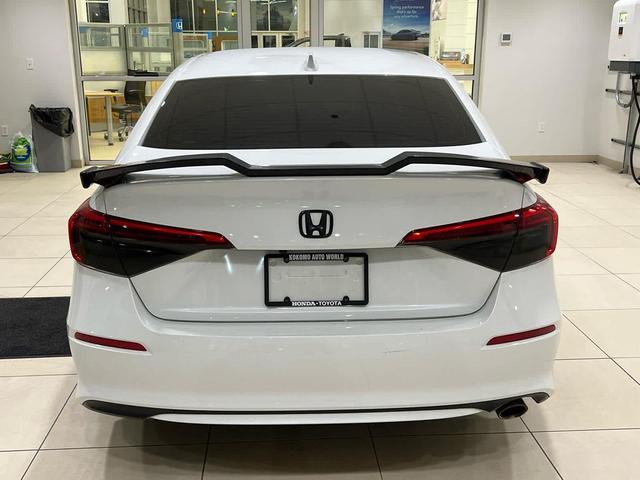 Photo of 2023 Platinum White Pearl Honda Civic