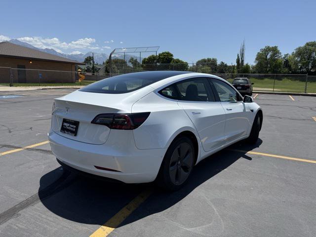 Photo of 2019 Pearl White Multi-Coat Tesla Model 3