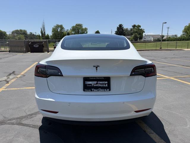 Photo of 2019 Pearl White Multi-Coat Tesla Model 3