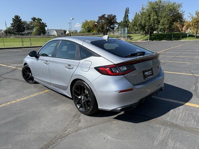 Photo of 2024 Lunar Silver Metallic Honda Civic