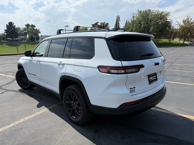 Photo of 2024 Bright White Clearcoat Jeep Grand Cherokee L