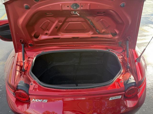 Photo of 2018 Soul Red Crystal Mazda MX-5 Miata
