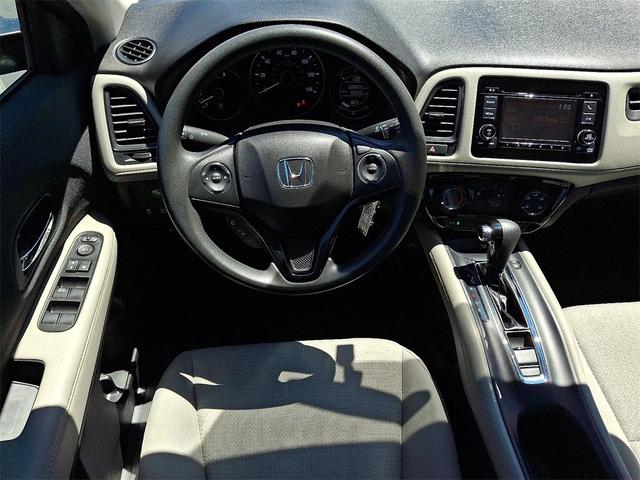 Photo of 2022 Lunar Silver Metallic Honda HR-V