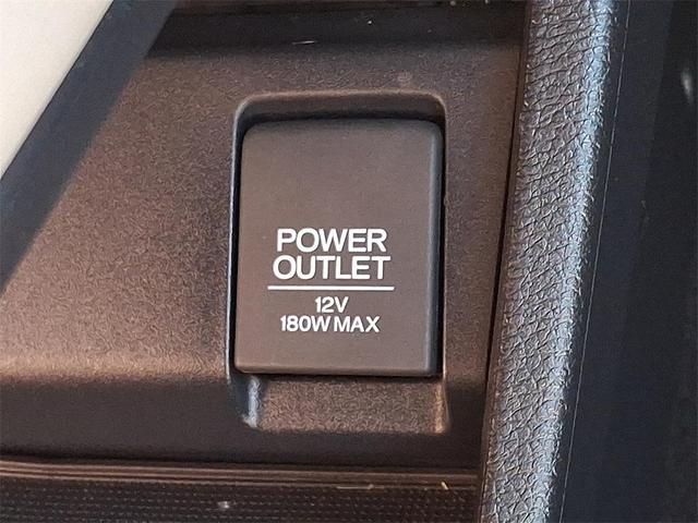 Photo of 2022 Lunar Silver Metallic Honda HR-V