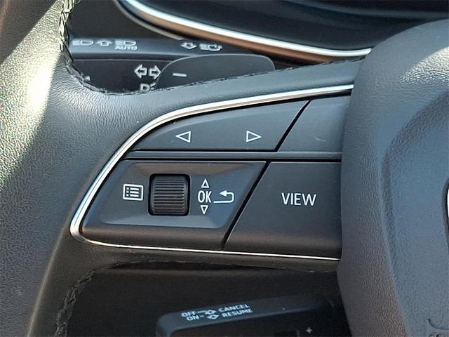Photo of 2023 Glacier White Metallic Audi Q8