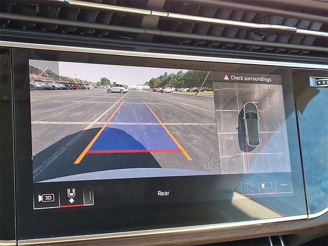 Photo of 2023 Glacier White Metallic Audi Q8