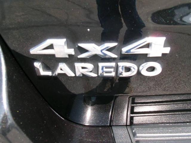 Photo of 2011 Black Jeep Grand Cherokee