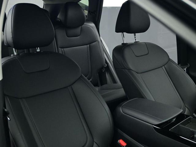 Photo of 2025 Ash Black Hyundai TUCSON Hybrid