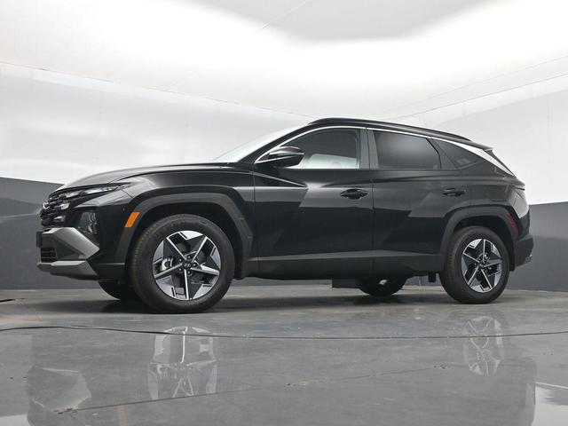 Photo of 2025 Ash Black Hyundai TUCSON Hybrid