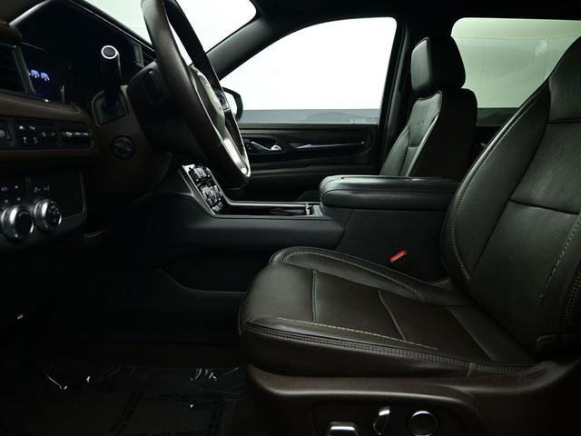Photo of 2021 Onyx Black GMC Yukon XL