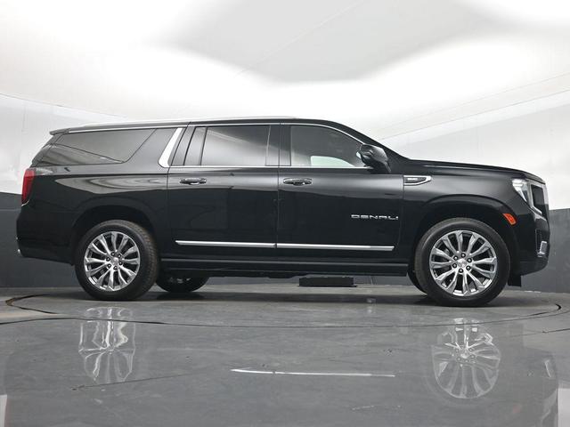 Photo of 2021 Onyx Black GMC Yukon XL