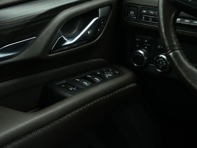 Photo of 2021 Onyx Black GMC Yukon XL